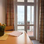 Gaestehaus-gorch-fock-wohnung-2-mit-direktem-meerblick 아파트 비크아프포르
